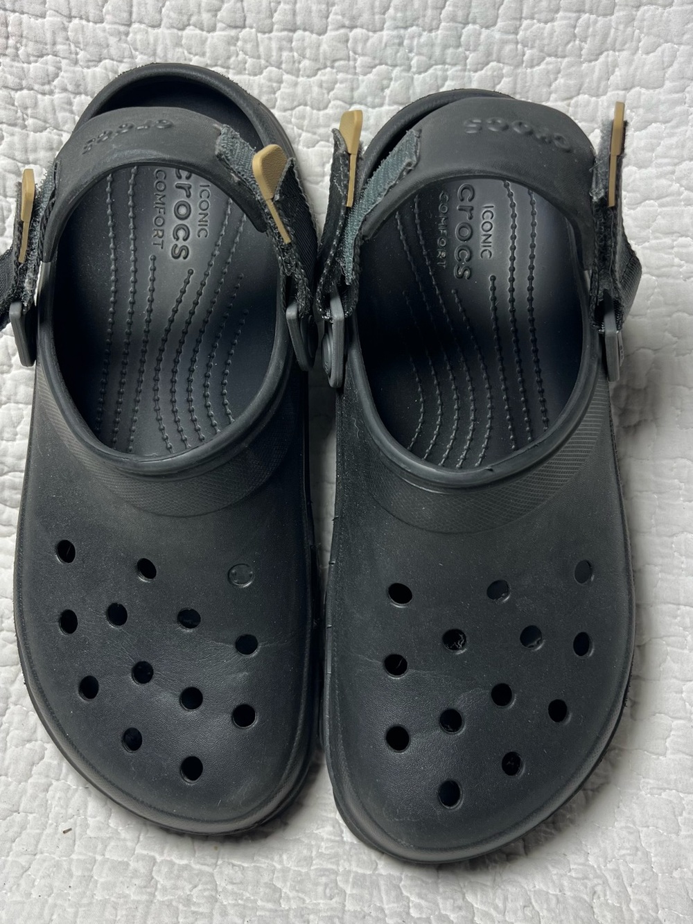 Crocs Classic All Terrain Black Slip-On Gray Strap Clogs Men’s 9 women’s 11